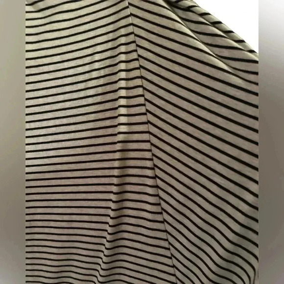 6/$20. Maxi long stripe skirt floor length size 1x. Very long - Picture 3 of 5
